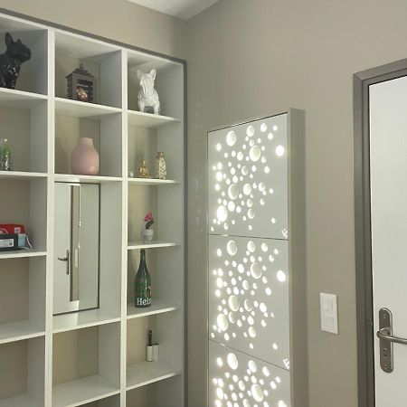 Luxurious Flat In Bondy, Apartamento Exterior foto
